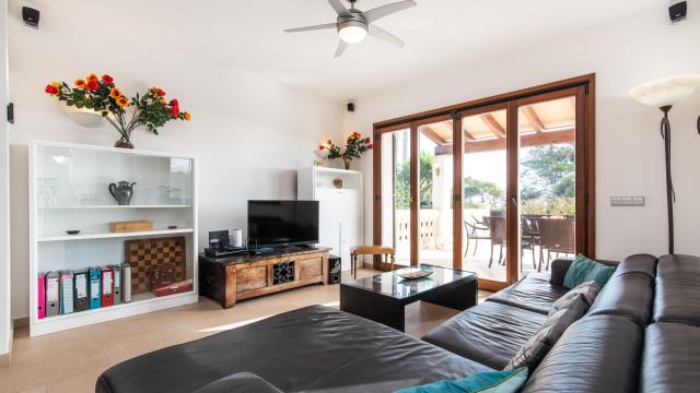 Urban Villa Amarador