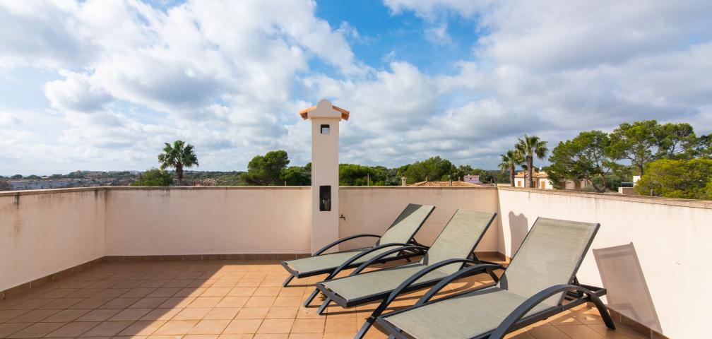 Urban Villa Amarador