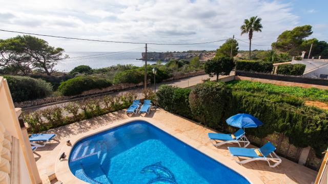 Urban Villa Amarador