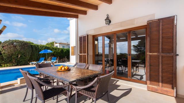 Urban Villa Amarador