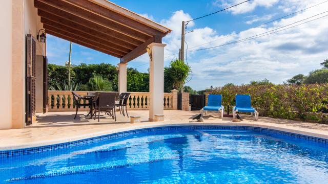 Urban Villa Amarador