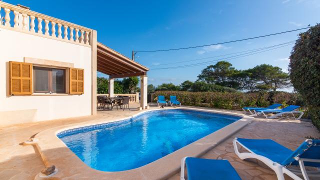 Urban Villa Amarador