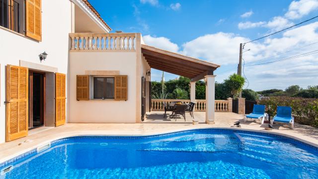 Urban Villa Amarador