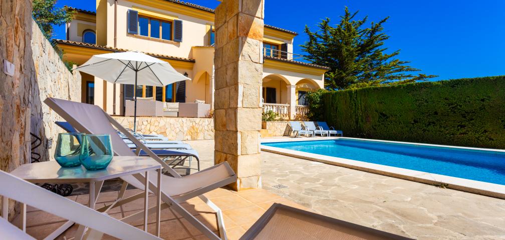 Urban Villa Ca Nostra