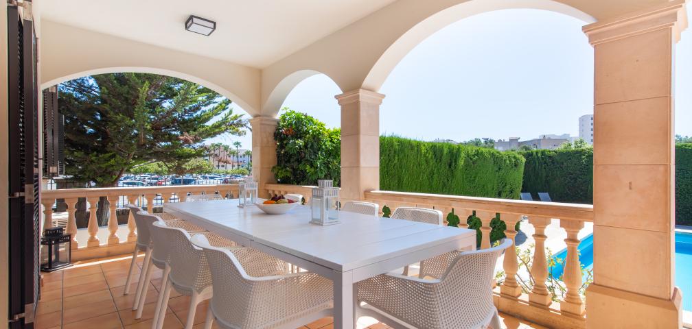 Urban Villa Ca Nostra