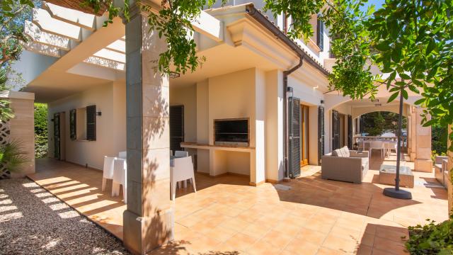 Urban Villa Ca Nostra