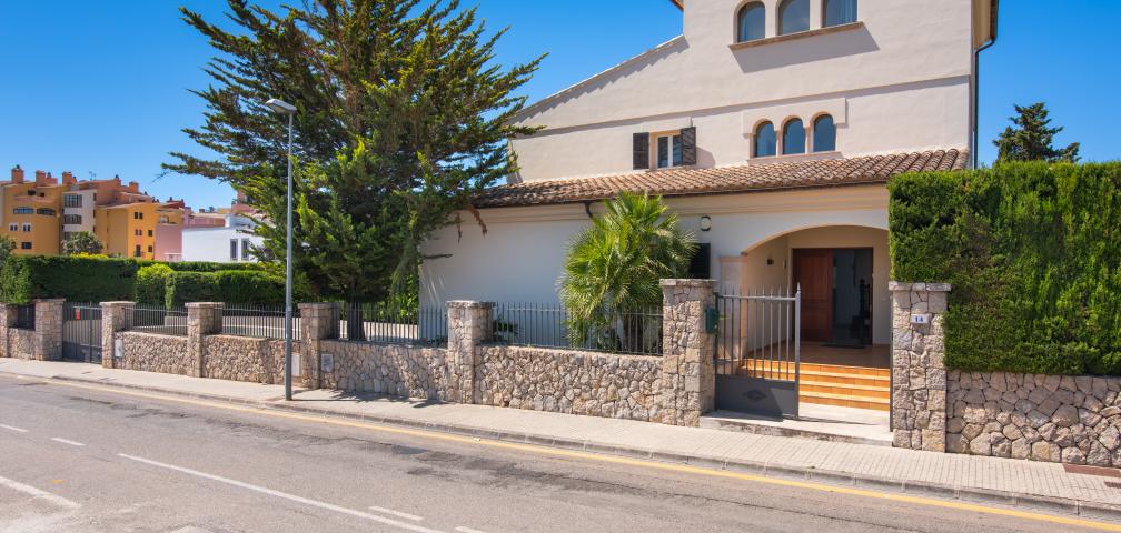 Urban Villa Ca Nostra