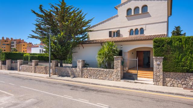 Urban Villa Ca Nostra
