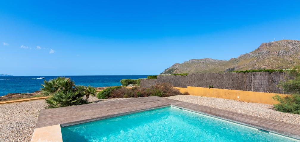 Urban Villa Enigma