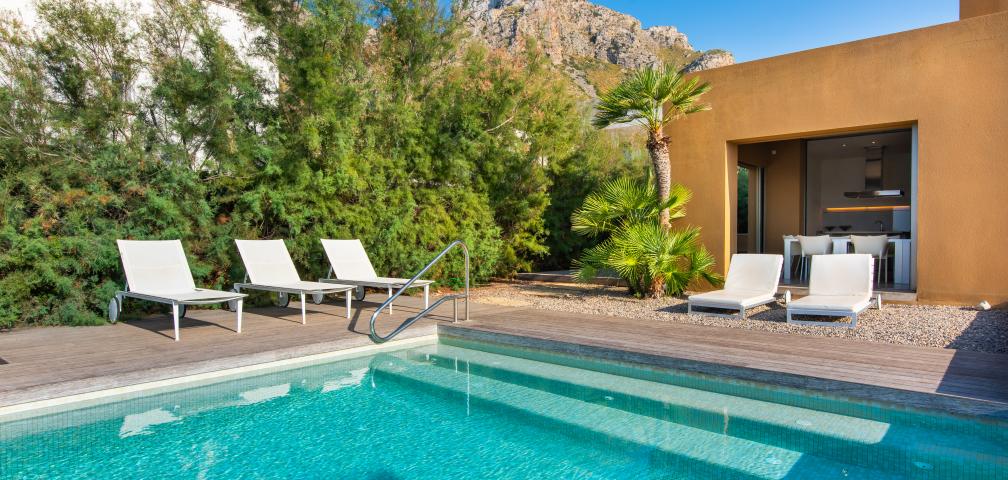 Urban Villa Enigma