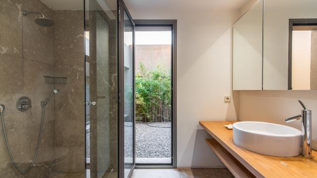 Urban Villa Enigma