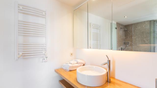 Urban Villa Enigma