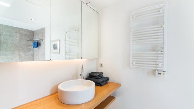 Urban Villa Enigma