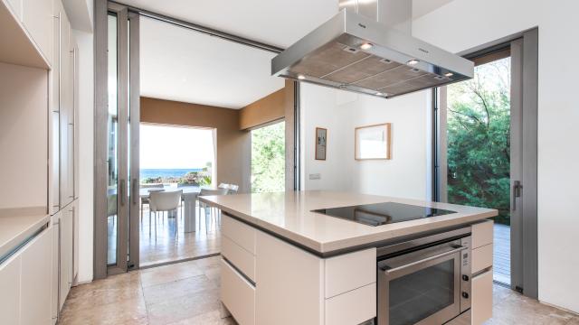 Urban Villa Enigma