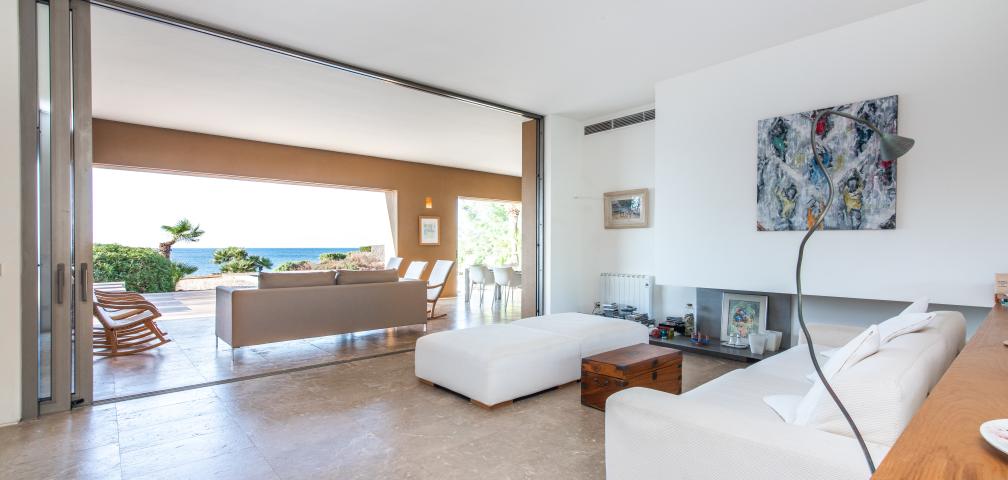 Urban Villa Enigma