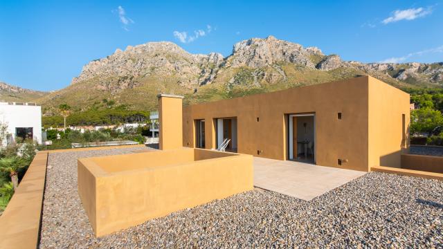 Urban Villa Enigma