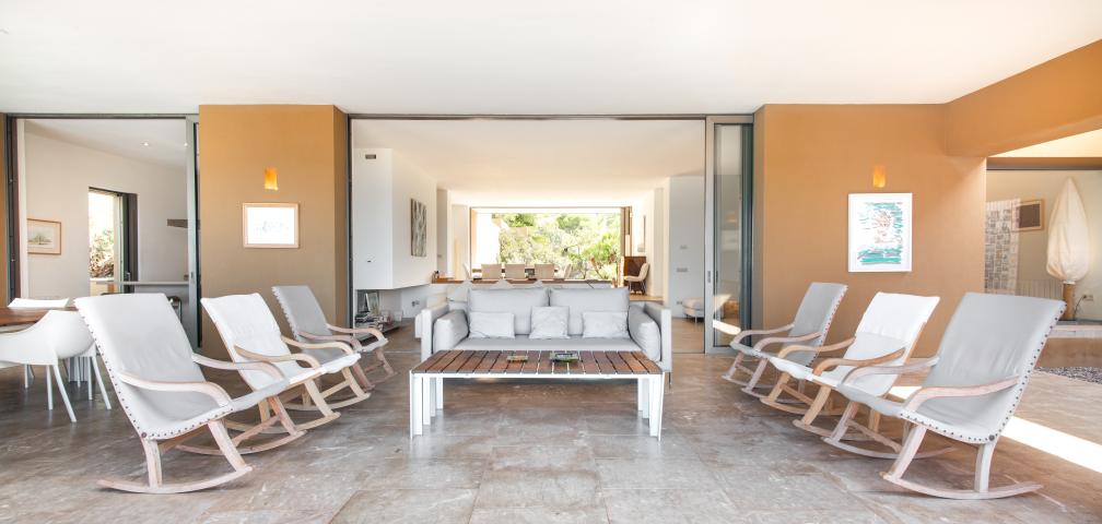 Urban Villa Enigma