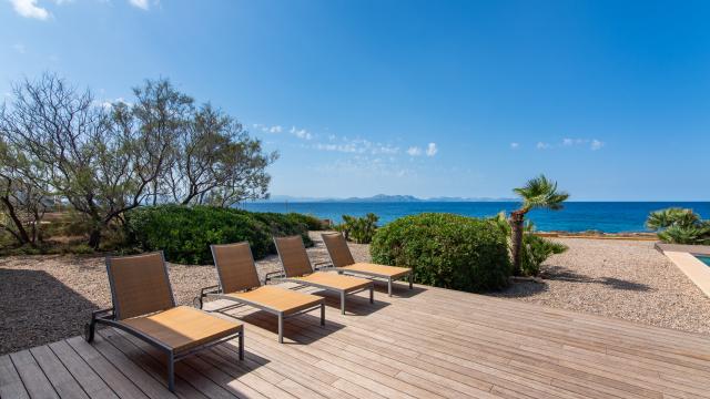 Urban Villa Enigma