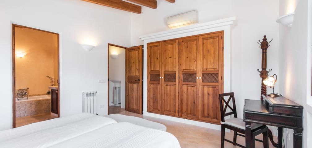 Rural Villa Son Punta